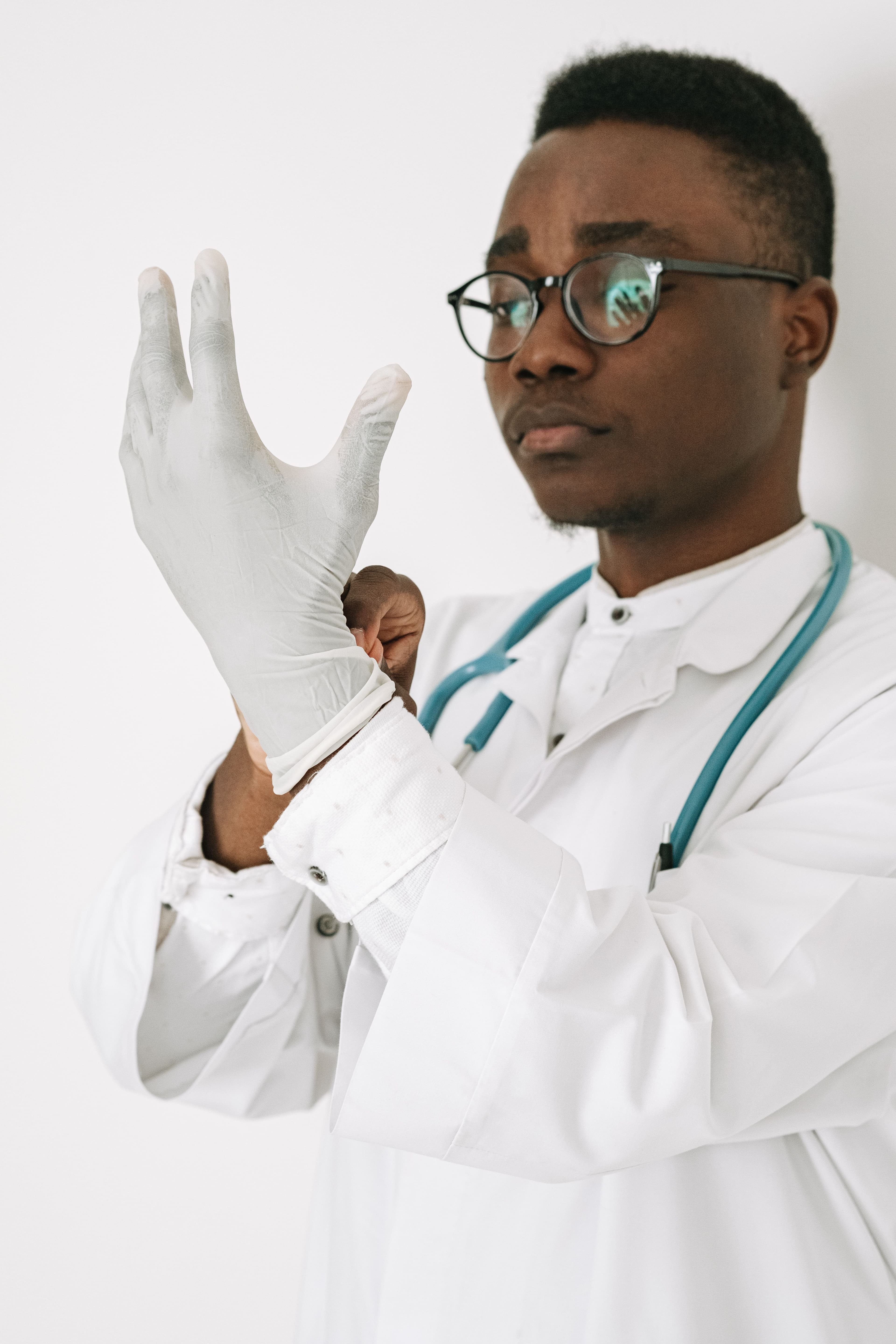 Équipe médicale du Centre Medical Afuna en consultation
